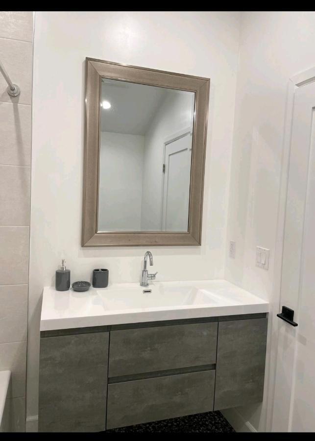 Hébergement de vacances Gated Private House With Own Parking Sherman Oaks